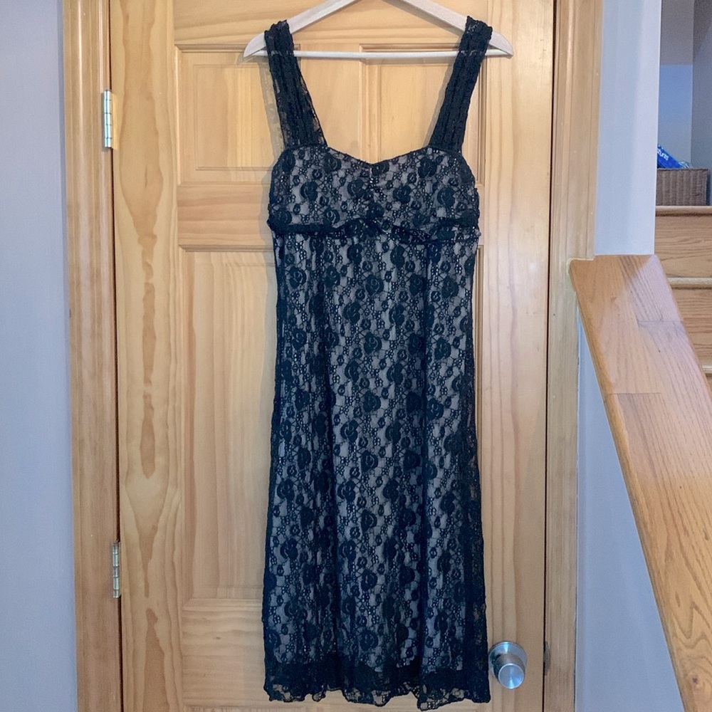 MIDI black lace nude underlay max studio dress. Semi formal size medium